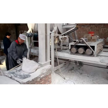 Gypsum cornice making machine